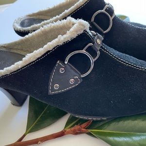 Aerosoles shearling lined heeled slides